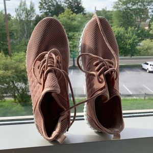 Free Choice Pink Sneakers